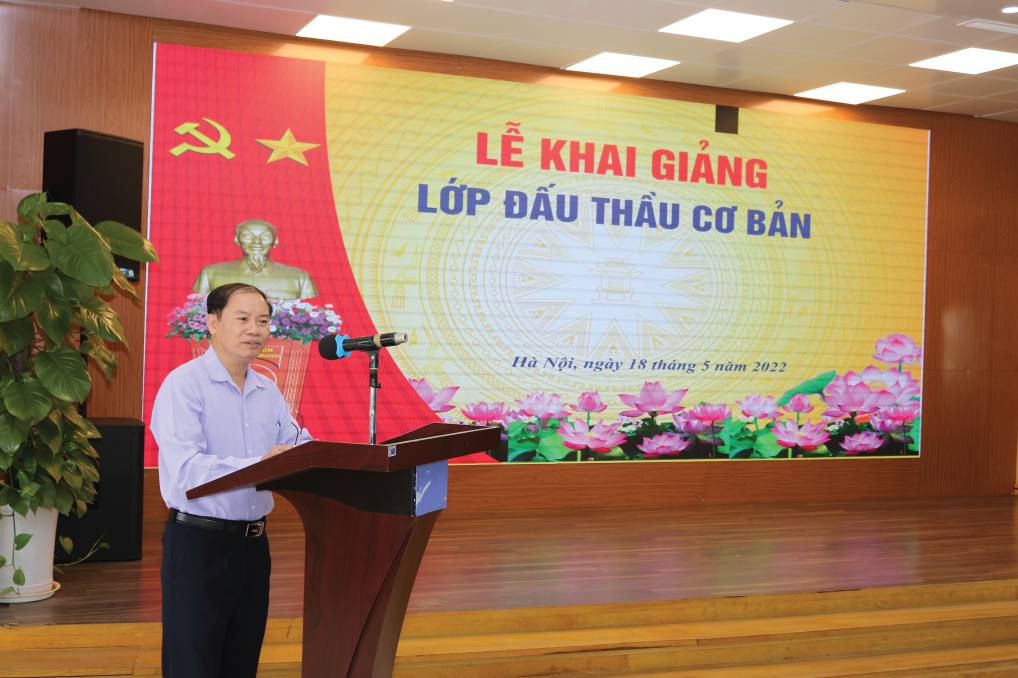 Ông Vũ Văn Hồng - PGĐ bệnh viện Bạch Mai